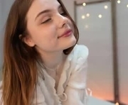 lu__lane is a 21 year old female webcam sex model.