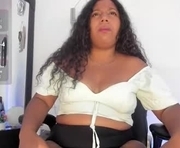 saraa_owen is a 24 year old female webcam sex model.