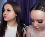 bridgetbeldon is a 18 year old couple webcam sex model.