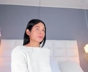 camyfoxx is a 19 year old female webcam sex model.
