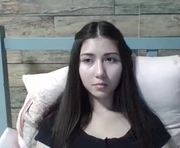 virgi_hicks is a 19 year old female webcam sex model.