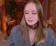 vivienleeigh is a 20 year old female webcam sex model.