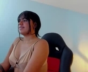 jasmin_tunzi is a 18 year old female webcam sex model.