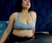 velvethunter_vc is a 25 year old female webcam sex model.