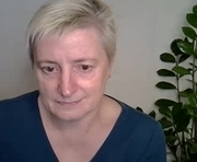 vea_motty is a  year old female webcam sex model.