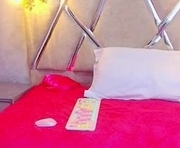 esmeralda_feerrer is a 25 year old female webcam sex model.