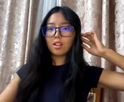 dennyglausier is a  year old female webcam sex model.