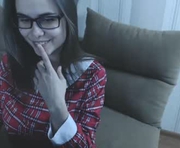 malinka_sweet19 is a 19 year old female webcam sex model.