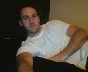theetwohander is a 27 year old male webcam sex model.