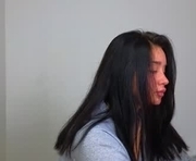 _lili_smith is a  year old female webcam sex model.