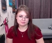 natinarliss is a 26 year old female webcam sex model.