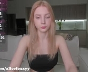 oh_honey_ is a  year old female webcam sex model.