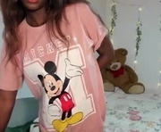 lone_mia is a 27 year old female webcam sex model.