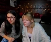 lendifik is a  year old couple webcam sex model.