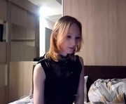 dragonbigmoney is a 21 year old shemale webcam sex model.
