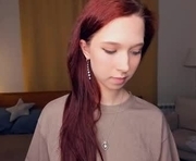 like_rainn is a 18 year old female webcam sex model.
