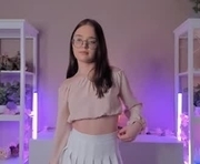 felicegeer is a  year old female webcam sex model.