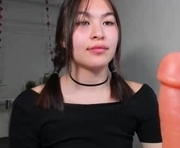 jennimurr is a 19 year old female webcam sex model.
