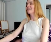raven_radiantt is a  year old female webcam sex model.