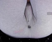 love_hard_kiru is a 23 year old female webcam sex model.