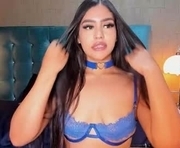 melanierioss_ is a 20 year old female webcam sex model.