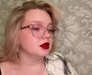 eva_kittenn is a 99 year old female webcam sex model.