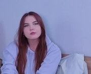 joselynluebbers is a 18 year old female webcam sex model.