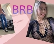 sexx_emma_ is a 31 year old female webcam sex model.