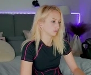 selena_lily is a 23 year old female webcam sex model.