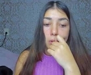 mira_bloempje is a 20 year old female webcam sex model.
