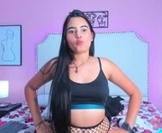 emma_whitee_ is a  year old female webcam sex model.