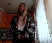 tishabhagat is a 18 year old female webcam sex model.